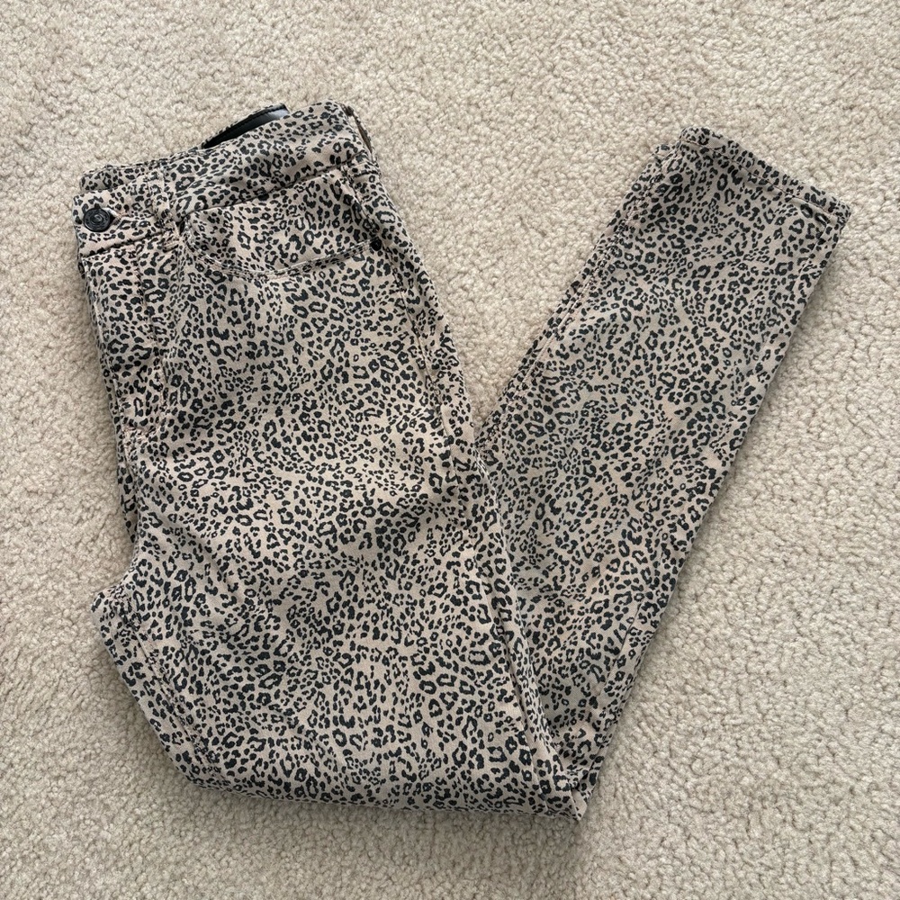Seven7 Tummyless High Rise Skinny Leopard Print Jeans